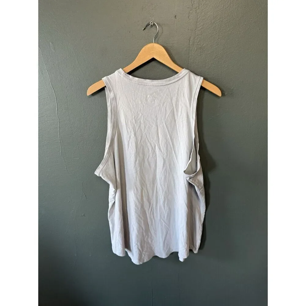 The Nike Tee Womens Gray Sleeveless Athletic Tank Top Size 2XL